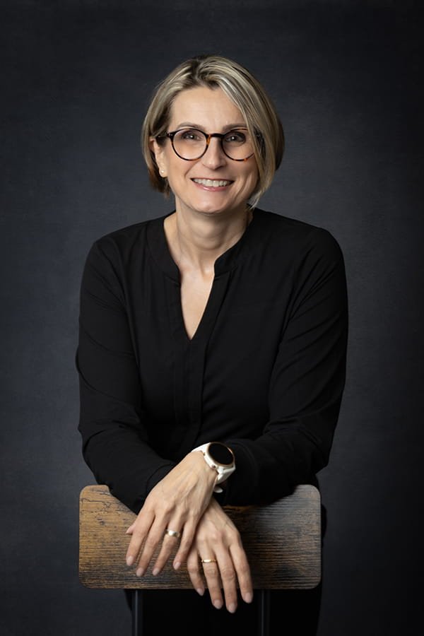 Innoline Concept - A propos - Bannière d'en-tête - Portrait Marketa Famy